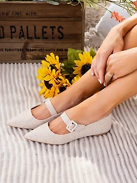 Karissa Flat