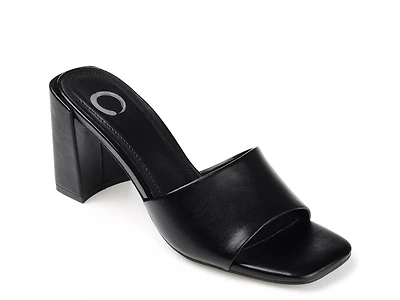 Alisia Sandal