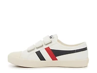 Coaster Sneaker