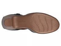 Clarice Pump
