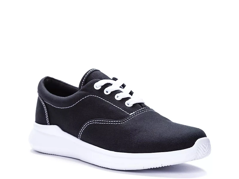 Flicker Sneaker