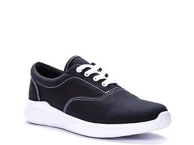 Flicker Sneaker