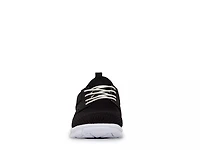 Betts Sneaker