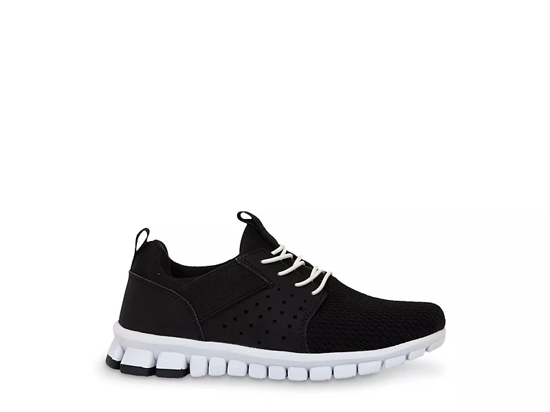 Betts Sneaker