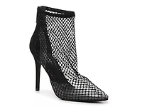 Pursue Bootie