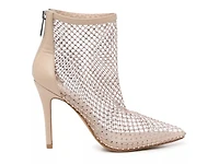 Pursue Bootie