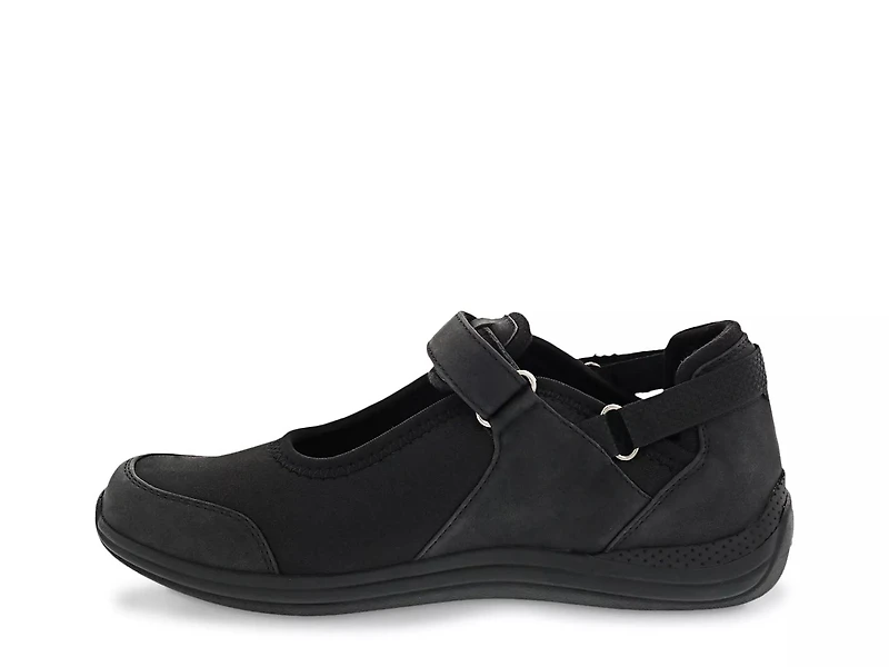 Buttercup Mary Jane Flat