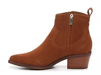 Arlo Bootie