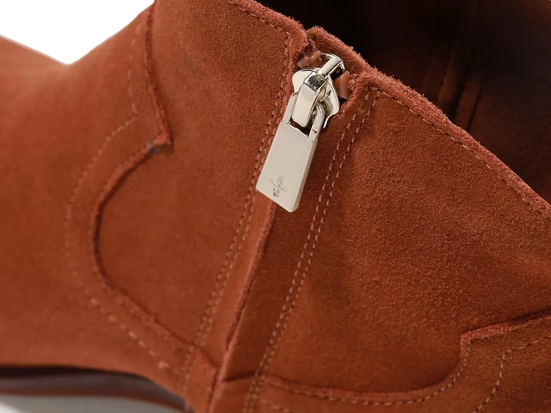 Arlo Bootie