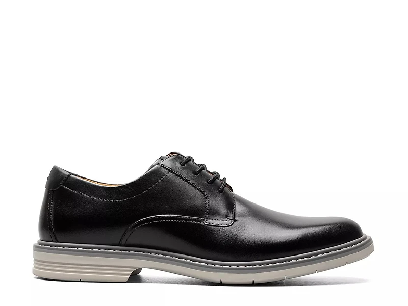 Norwalk Plain Toe Oxford