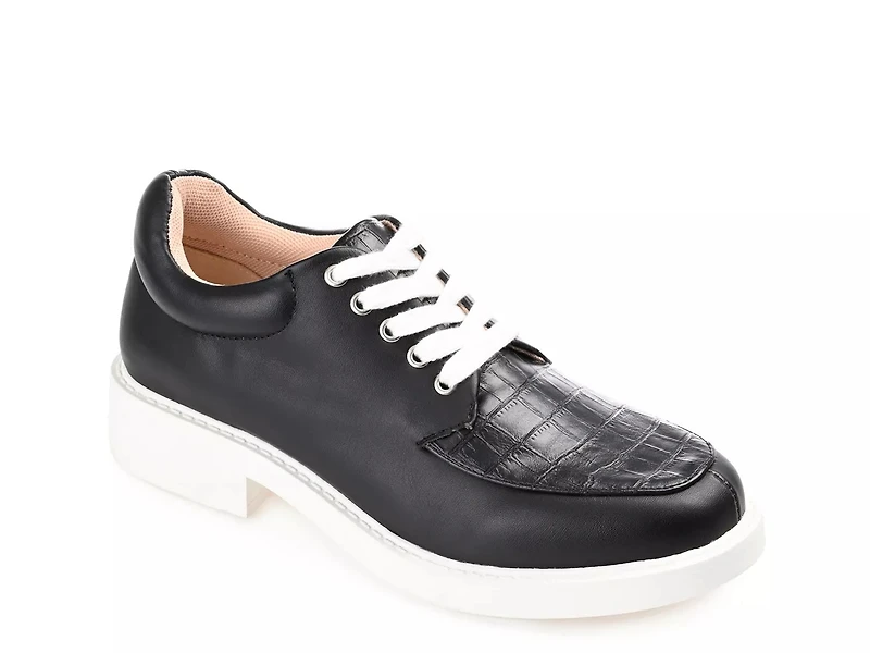 Aliah Oxford