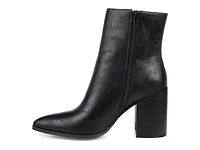 Kathie Bootie