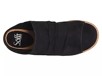 Netta Sandal