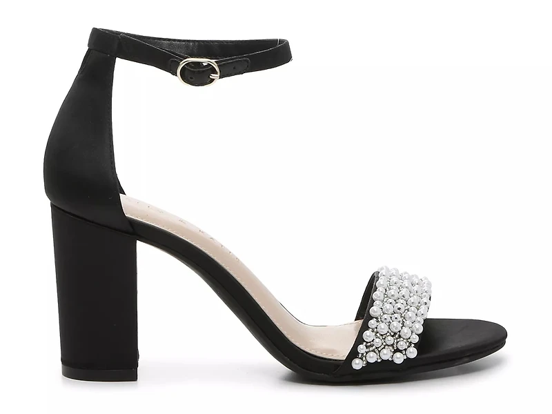 Hildie Sandal
