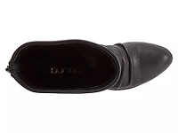 Celia Boot