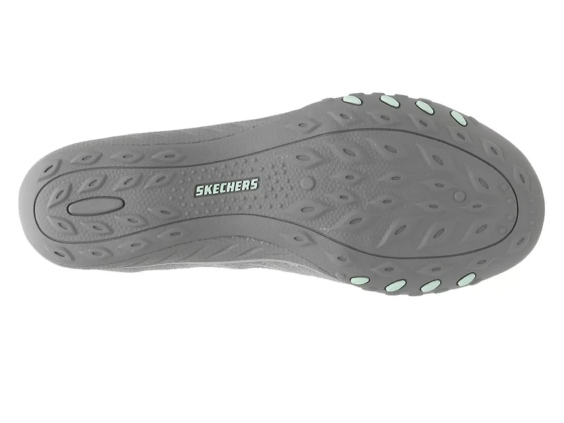 Relaxed Fit Breathe Easy Slip-On Sneaker