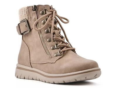 Hearty Hiking Boot
