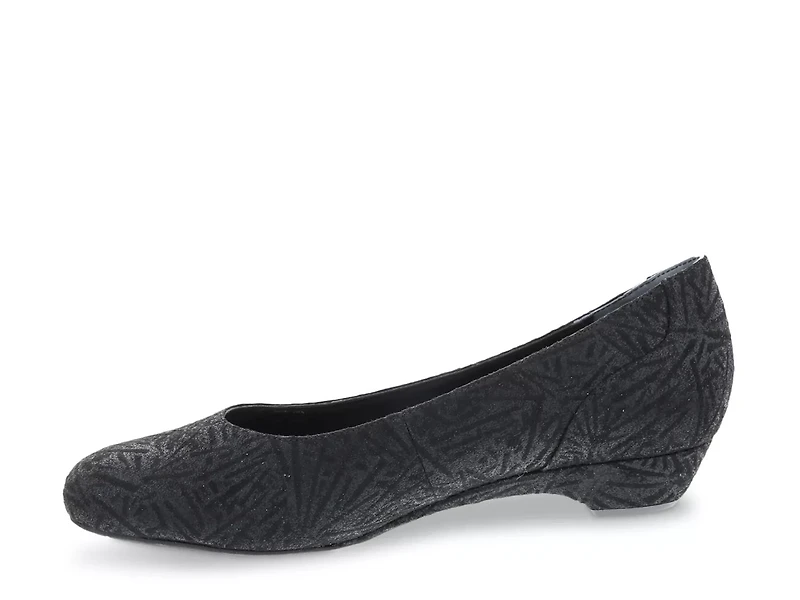 Tabitha Pump