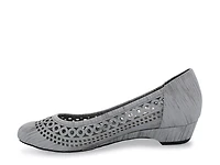 Tina Pump