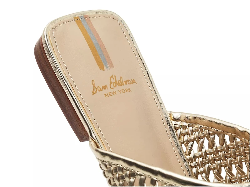 Leona Mule