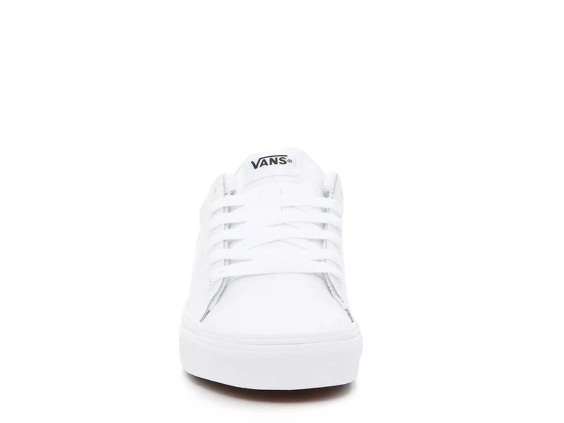 Seldan Sneaker - Women's
