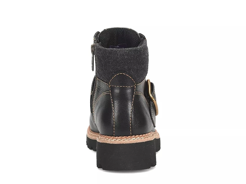 Dee Bootie