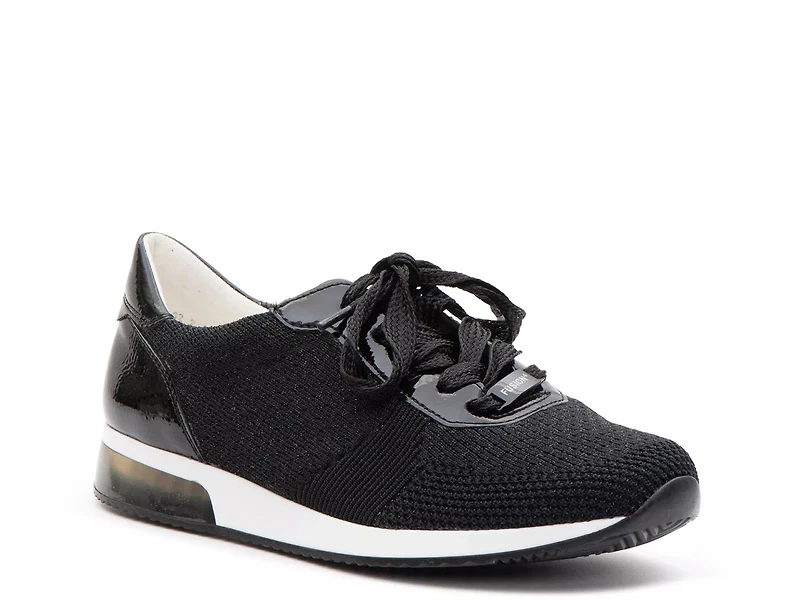 Leigh Sneaker