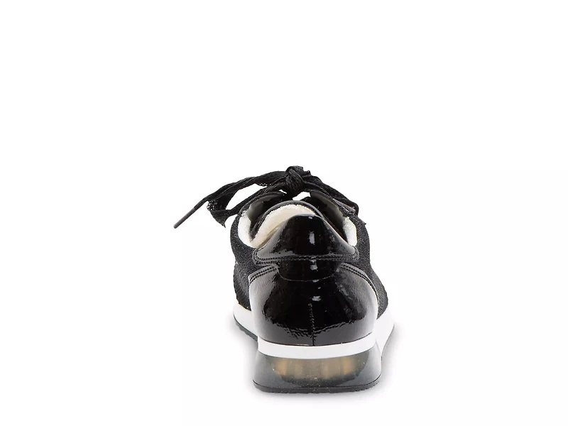Leigh Sneaker