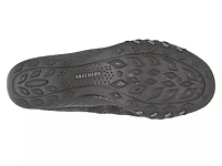 Breathe Easy Infi-Knity Slip-On Sneaker