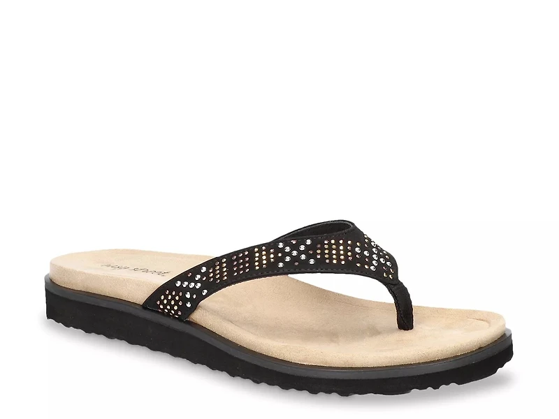 Stevie Sandal