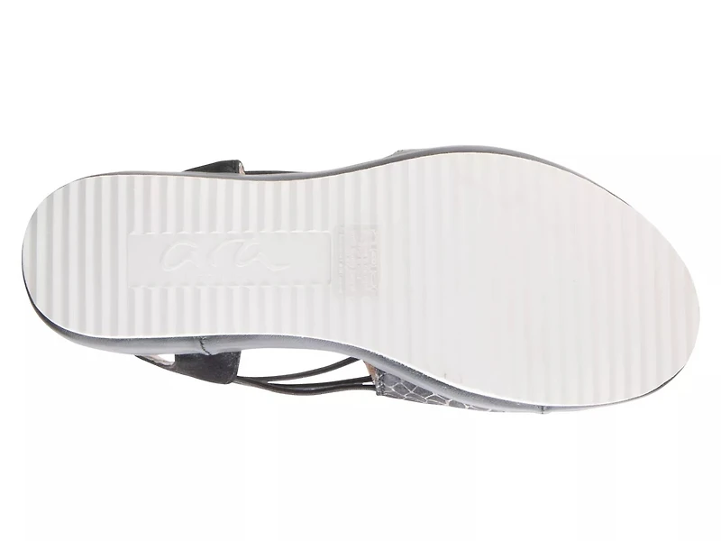 Dana Wedge Sandal