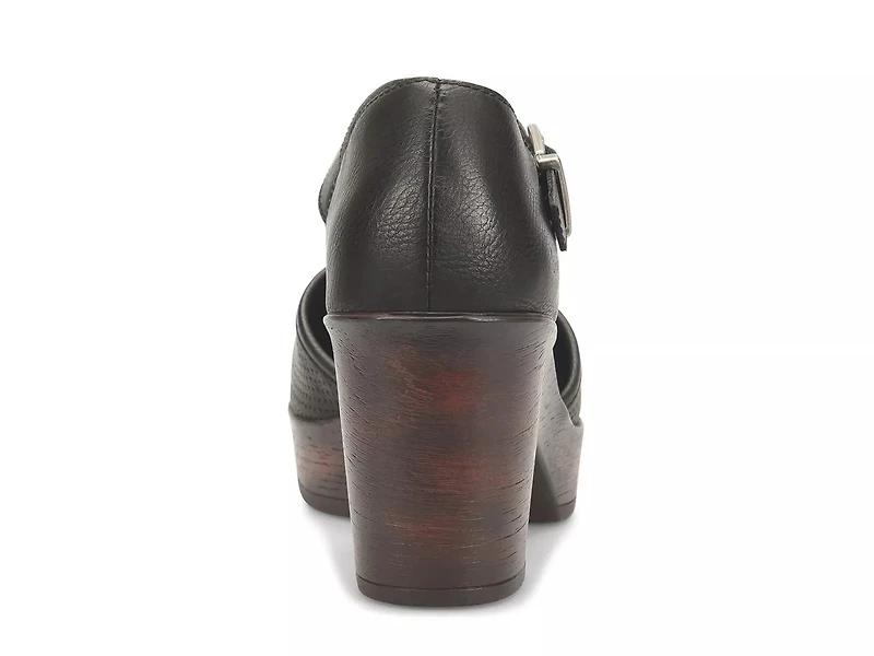 Gia Clog