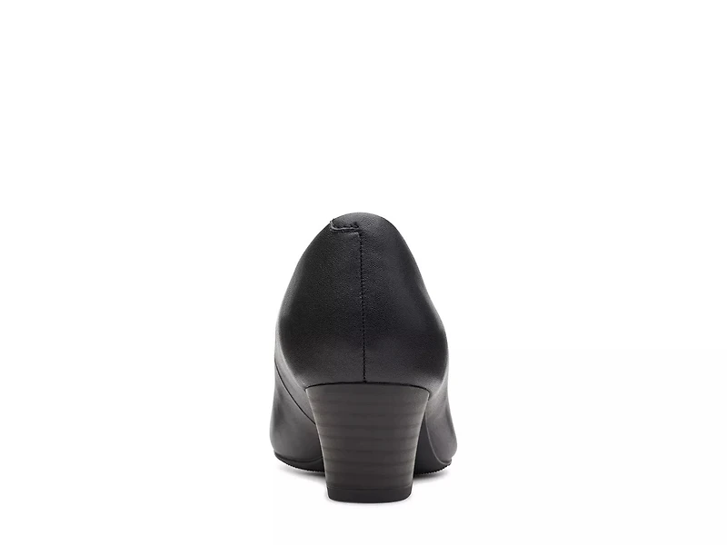 Teresa Step Pump