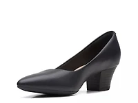 Teresa Step Pump