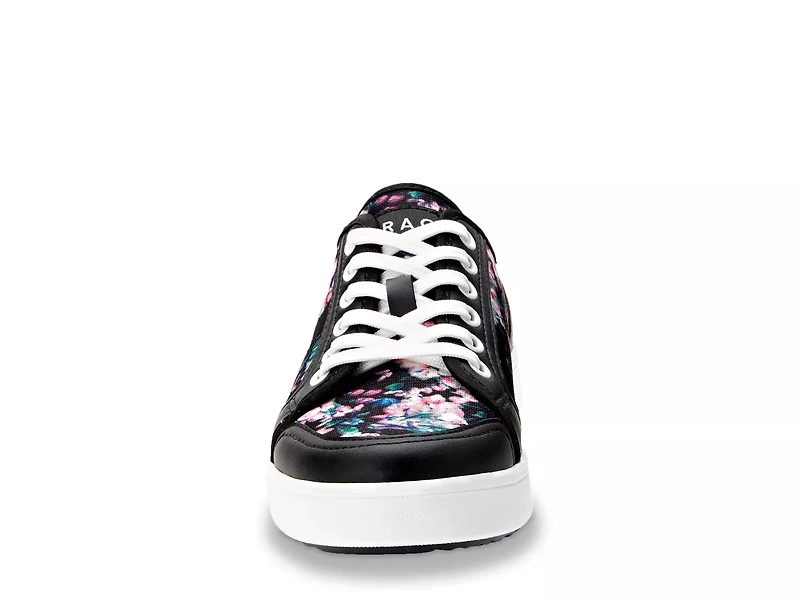 Sneaq Sneaker
