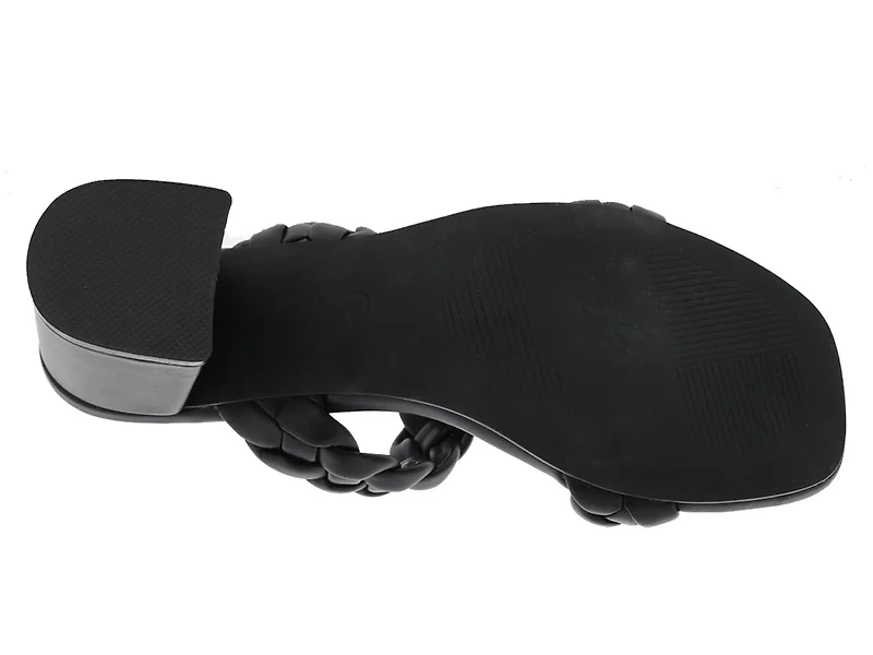 Fuss Sandal