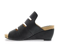 Whit Wedge Sandal