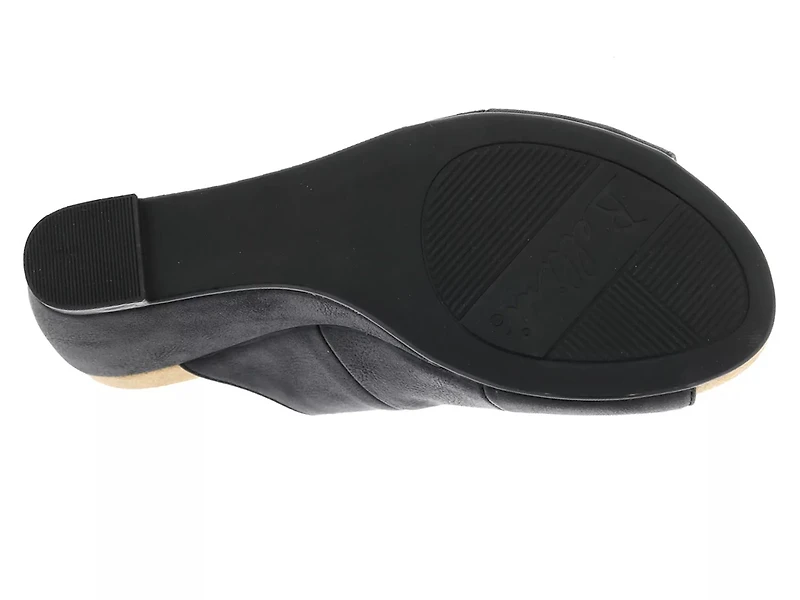 Whit Wedge Sandal