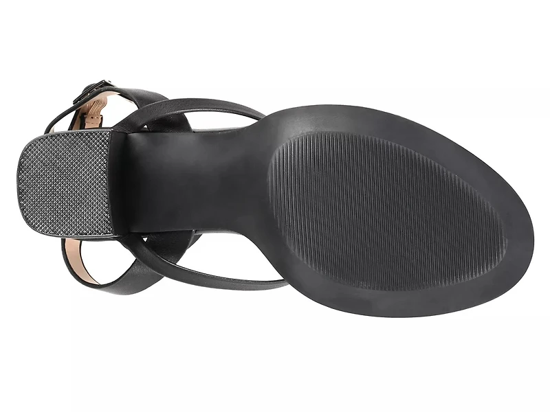 Anikah Sandal