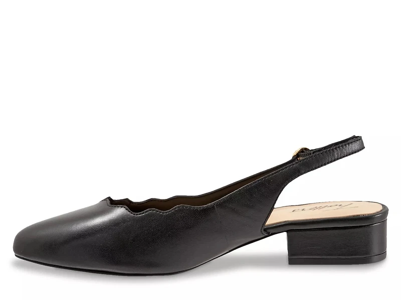 Joselyn Sandal