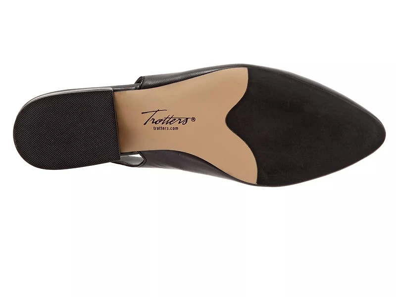 Joselyn Sandal