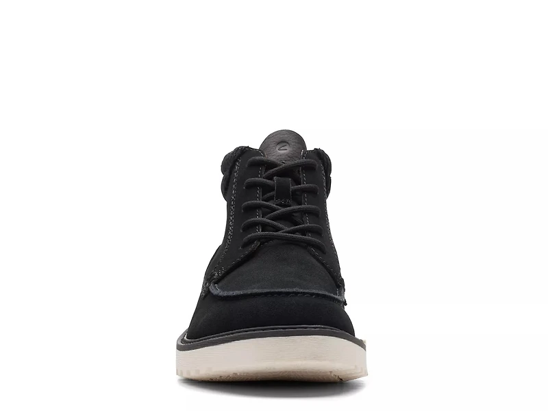 Clarks Barnes Mid Boot