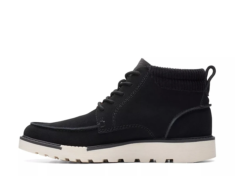 Clarks Barnes Mid Boot