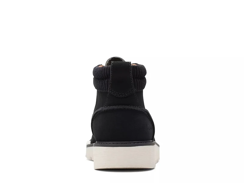 Clarks Barnes Mid Boot