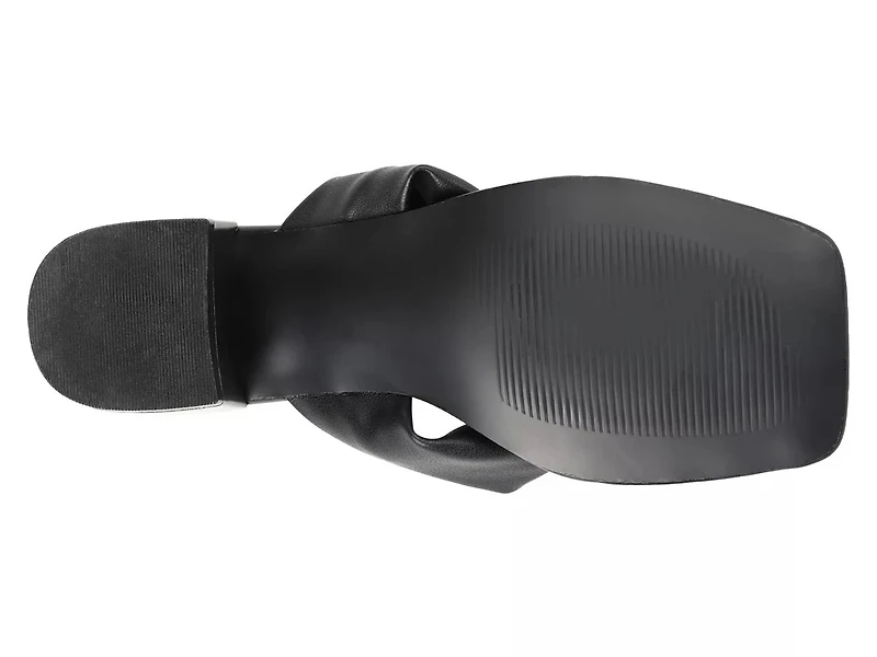 Seelah Sandal