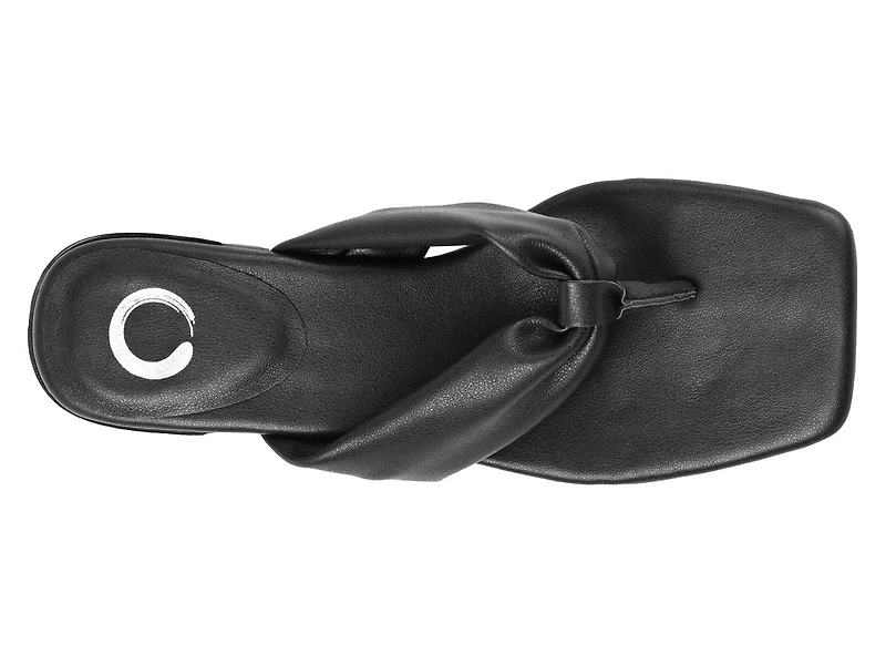 Seelah Sandal