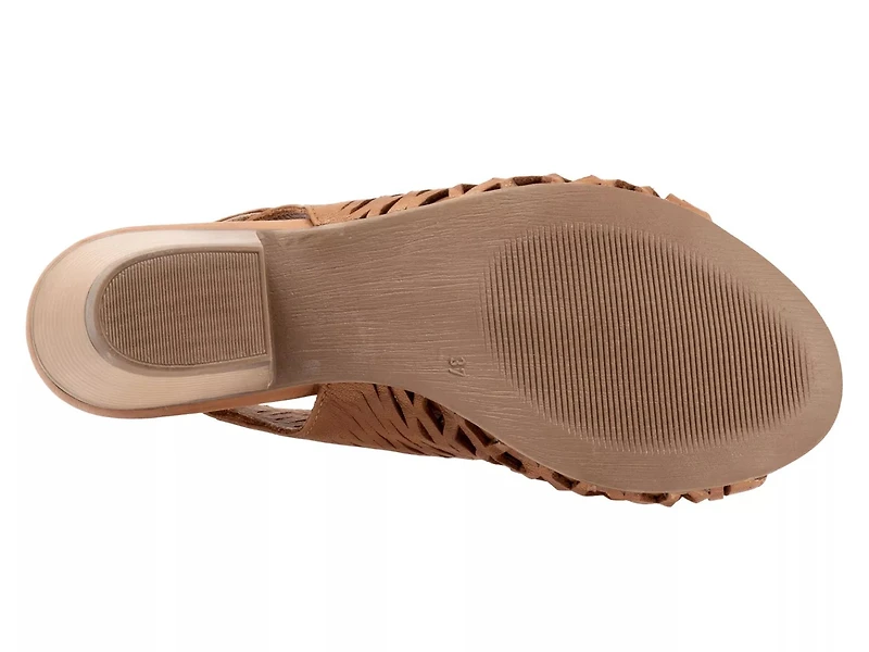 Lacey Sandal