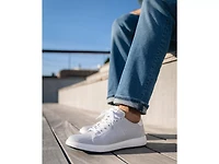 Heist Plain Toe Sneaker