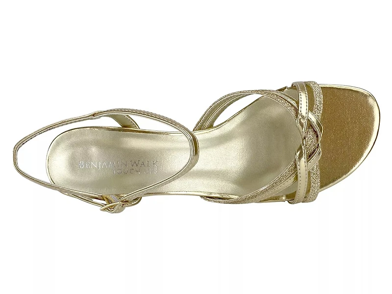 Melanie Sandal