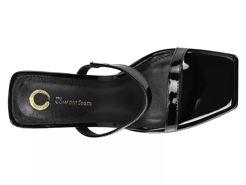 Naive Sandal